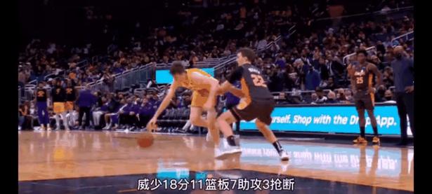 威金斯复出首战，詹姆斯状态火爆，魔术成为焦点！
