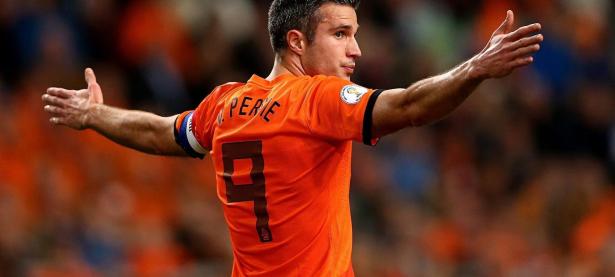 包含圣安东尼奥马刺抢七大战险胜纽约尼克斯，梅德韦杰夫砍下11记关键球，全场沸腾的词条