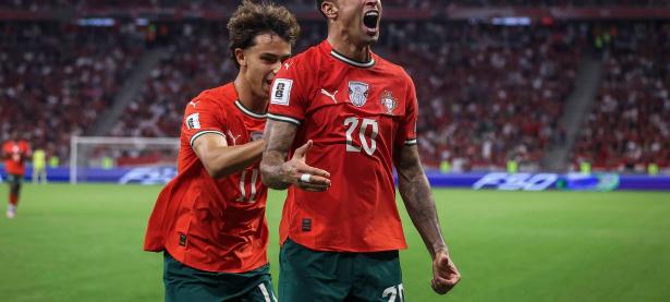 赛前速览：分区决赛半决赛拜仁慕尼黑对阵波士顿凯尔特人，三大看点值得期待的简单介绍